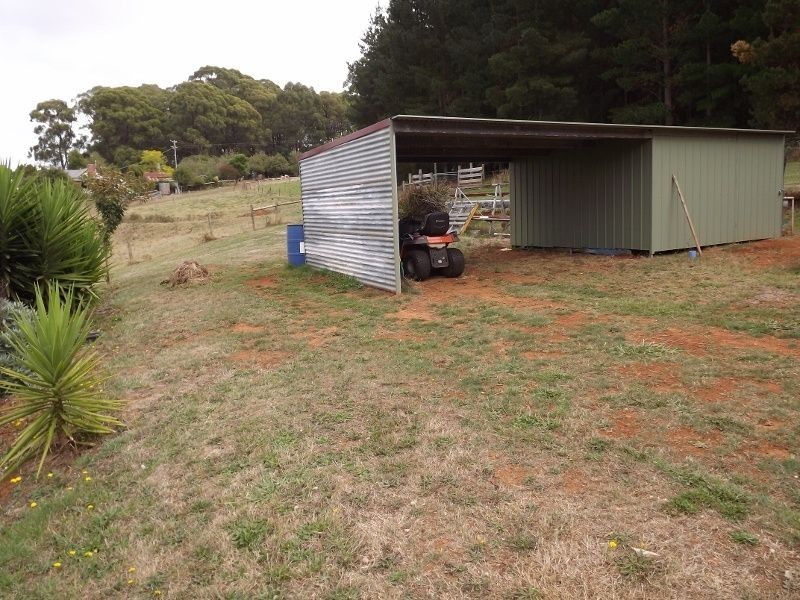 285 Old Walhalla Road, Moondarra VIC 3825