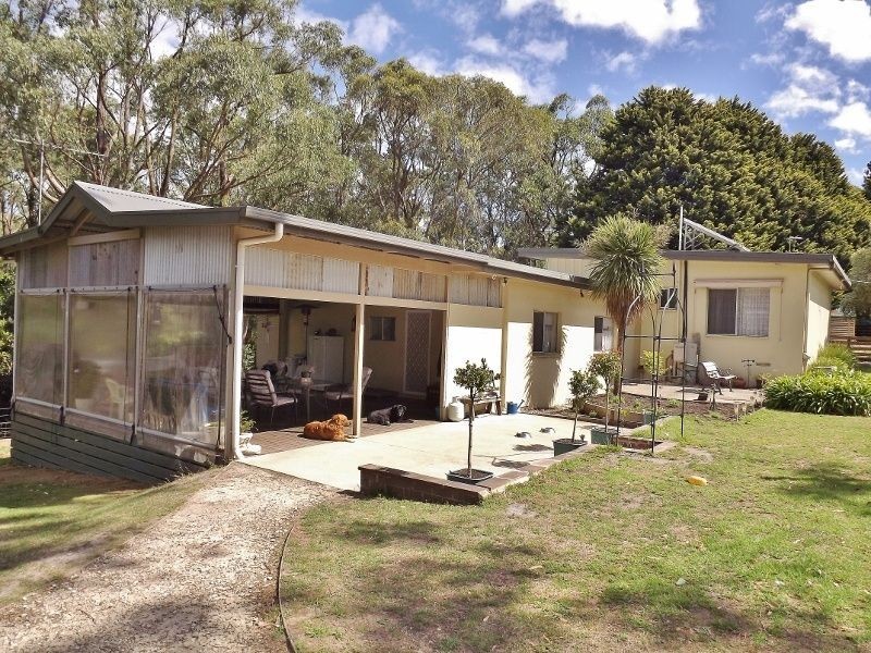 8 Kandra Road, Moe South VIC 3825