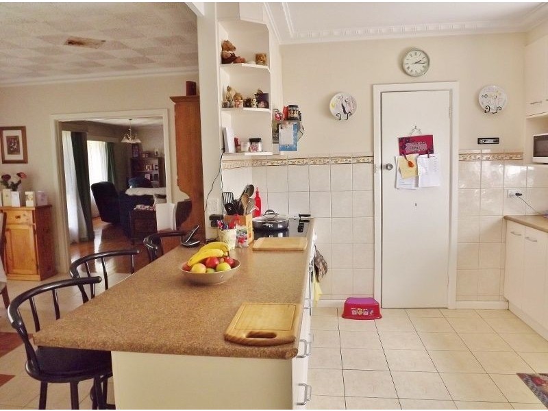 8 Kandra Road, Moe South VIC 3825