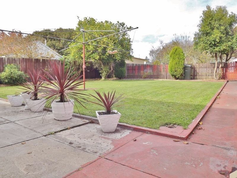 64A Chamberlain Road, Newborough VIC 3825