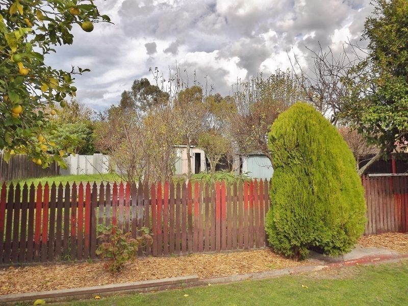 64A Chamberlain Road, Newborough VIC 3825