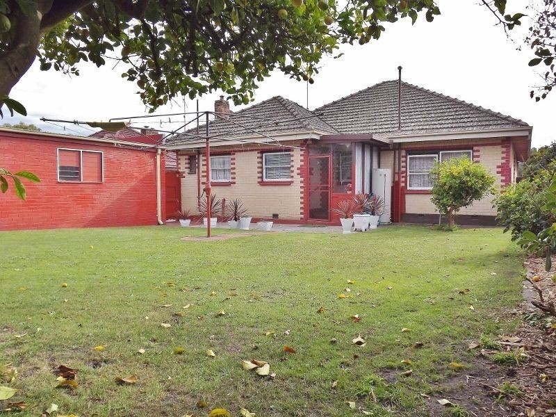 64A Chamberlain Road, Newborough VIC 3825