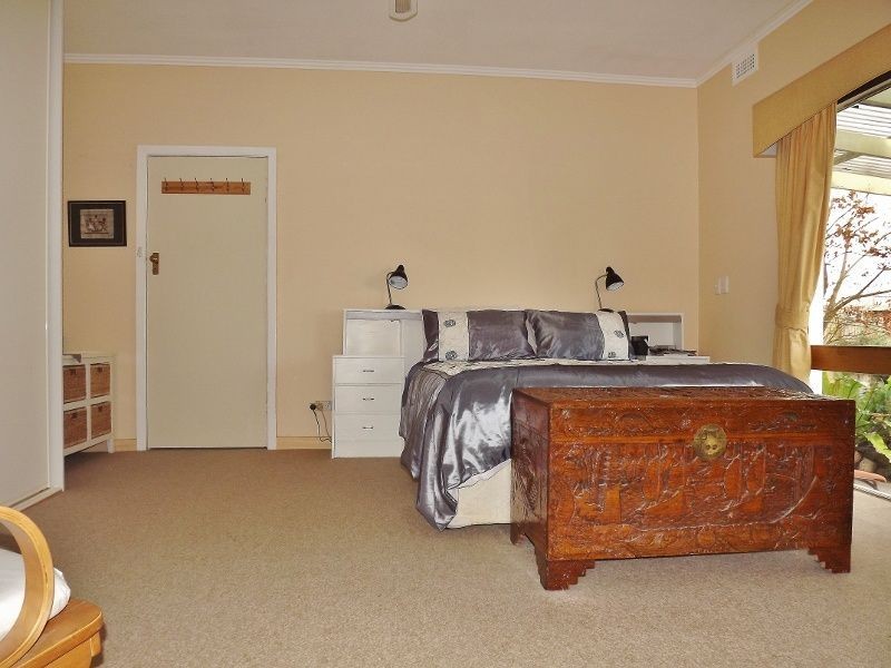 18 Vale Street, Moe VIC 3825
