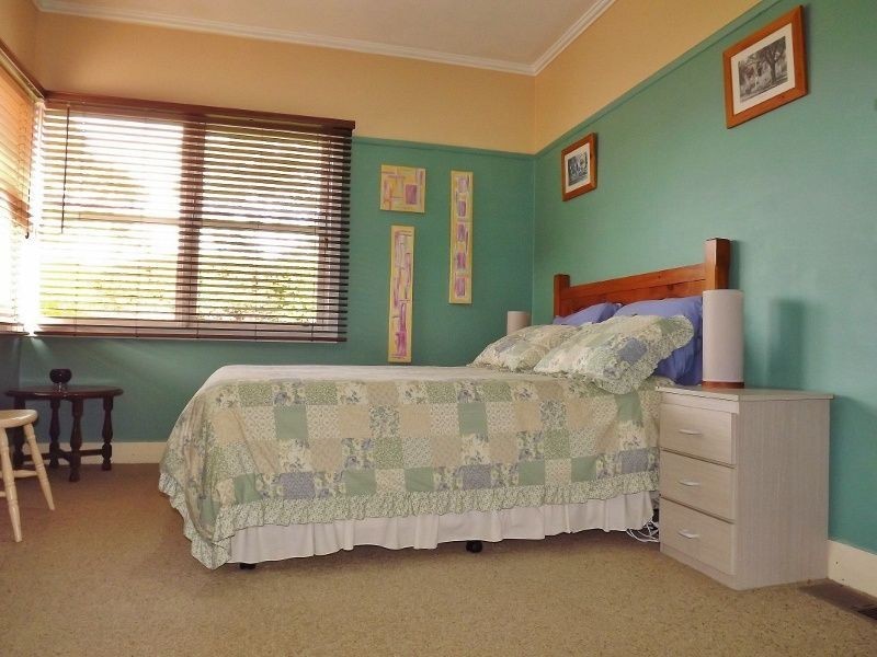 18 Vale Street, Moe VIC 3825