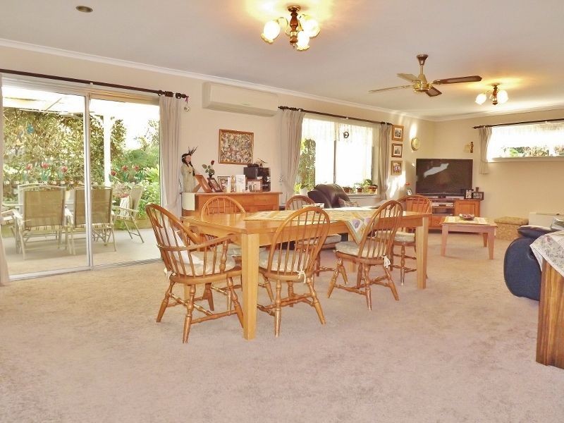 4 Sasse Court, Moe VIC 3825