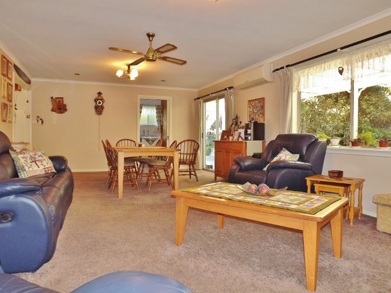 4 Sasse Court, Moe VIC 3825