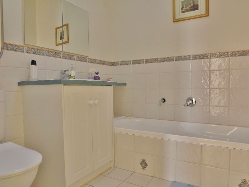 4 Sasse Court, Moe VIC 3825