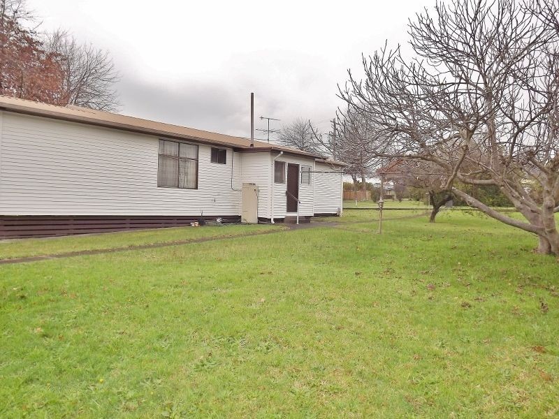 12 Boolarra Avenue, Newborough VIC 3825
