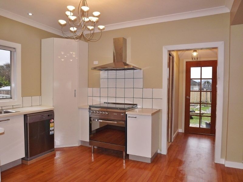 12 Marshall Avenue, Moe VIC 3825