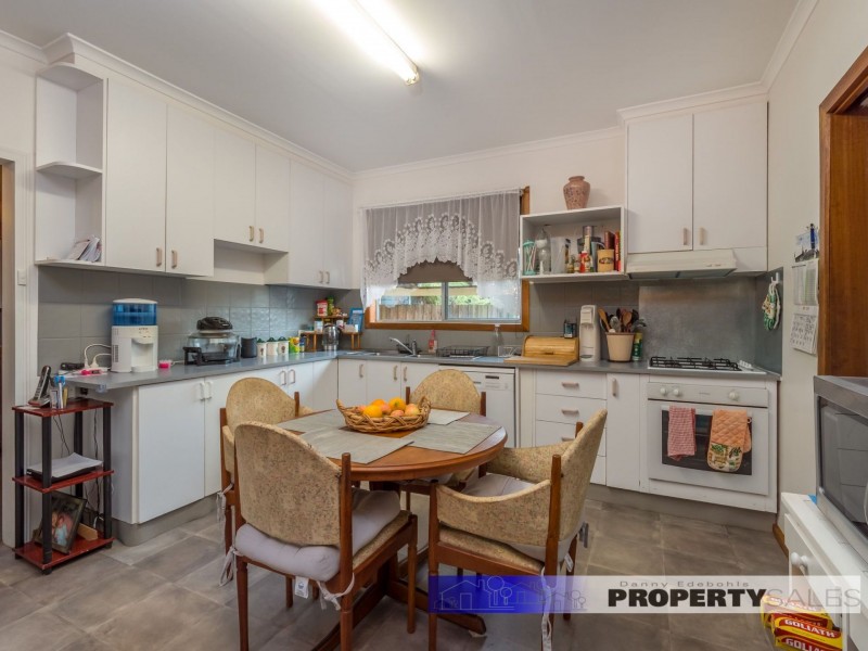 4 John Street, Moe VIC 3825