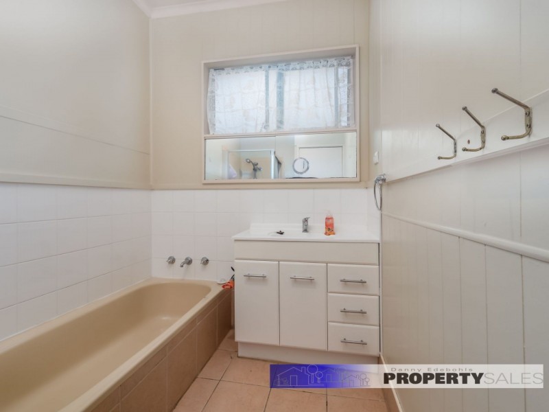 4 John Street, Moe VIC 3825