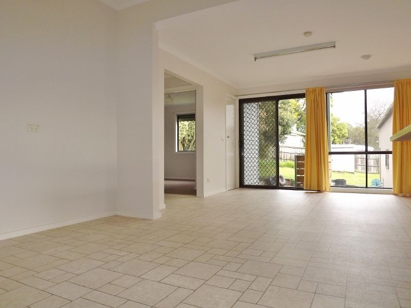 12 Scott Avenue, Moe VIC 3825