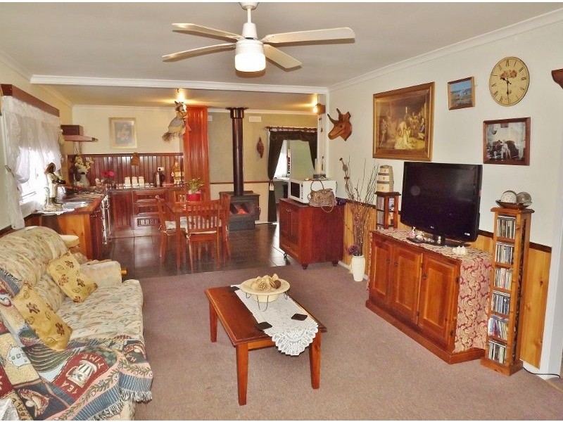 29 Leith Street, Newborough VIC 3825