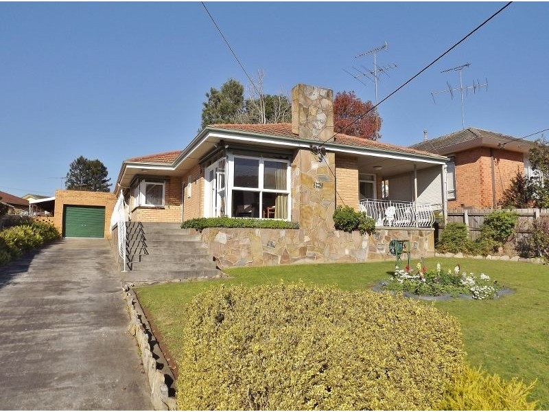 12 Murray Road, Newborough VIC 3825