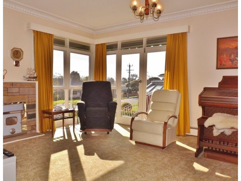 12 Murray Road, Newborough VIC 3825