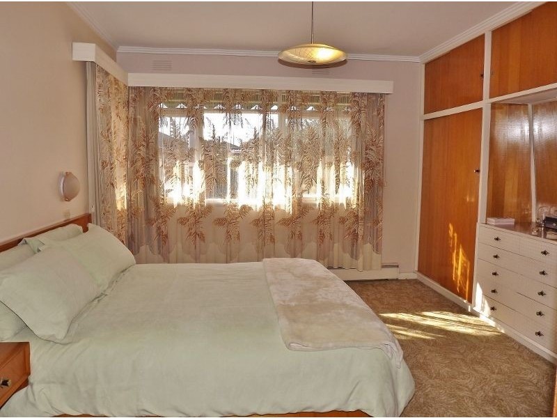 12 Murray Road, Newborough VIC 3825