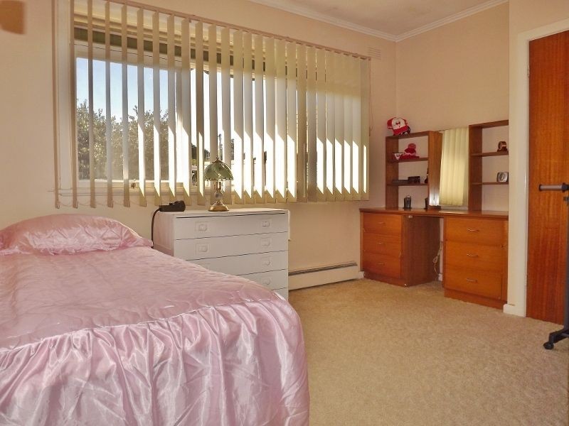 12 Murray Road, Newborough VIC 3825