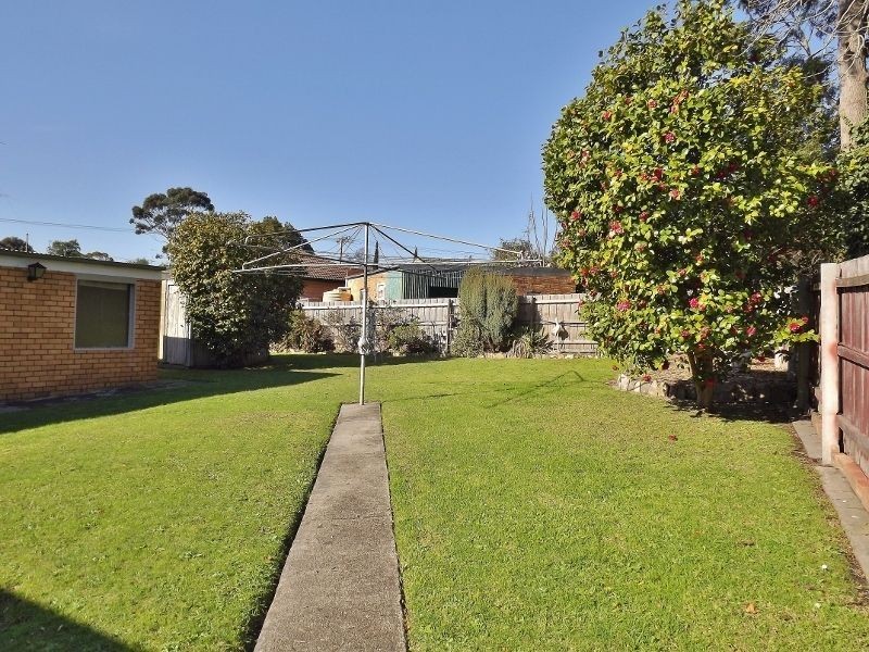 12 Murray Road, Newborough VIC 3825