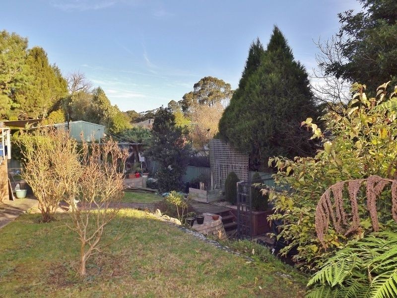 5 Smallburn Avenue, Newborough VIC 3825