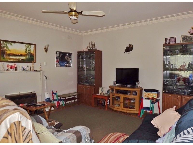 9 Leith Street, Newborough VIC 3825