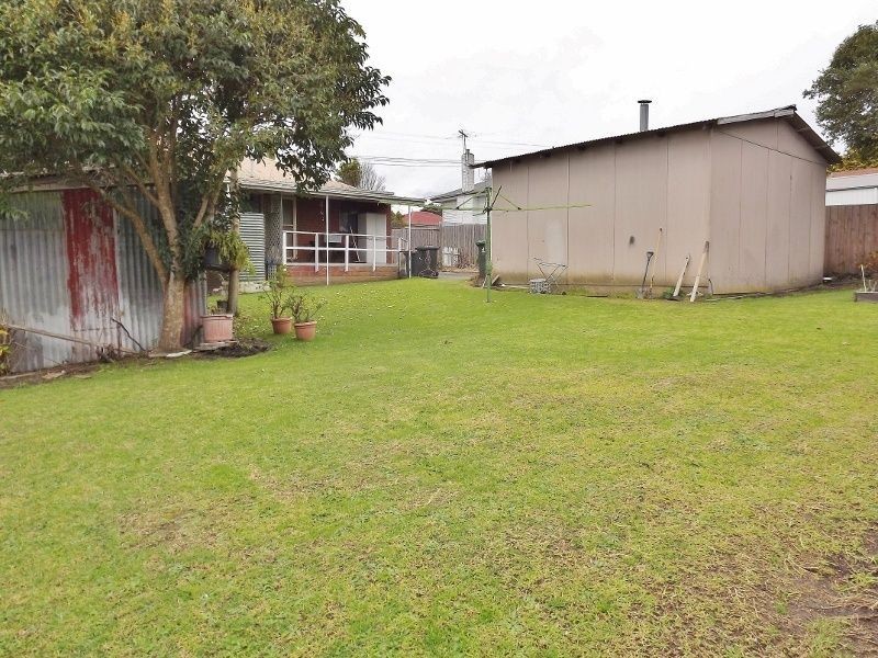 9 Leith Street, Newborough VIC 3825