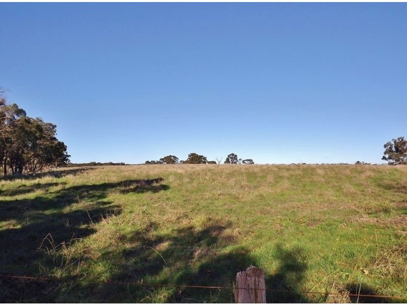 74 Thalloo Road, Thalloo VIC 3825