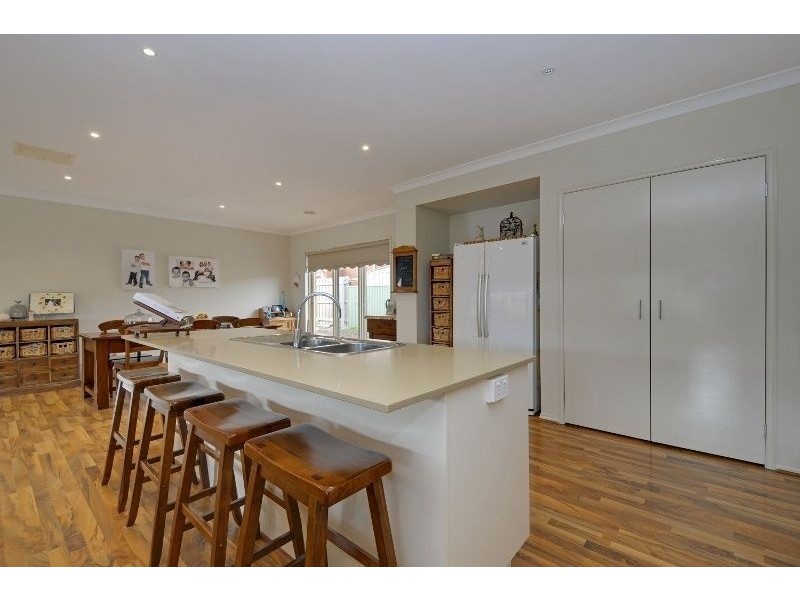 51 Sweetwater Place, Moe VIC 3825