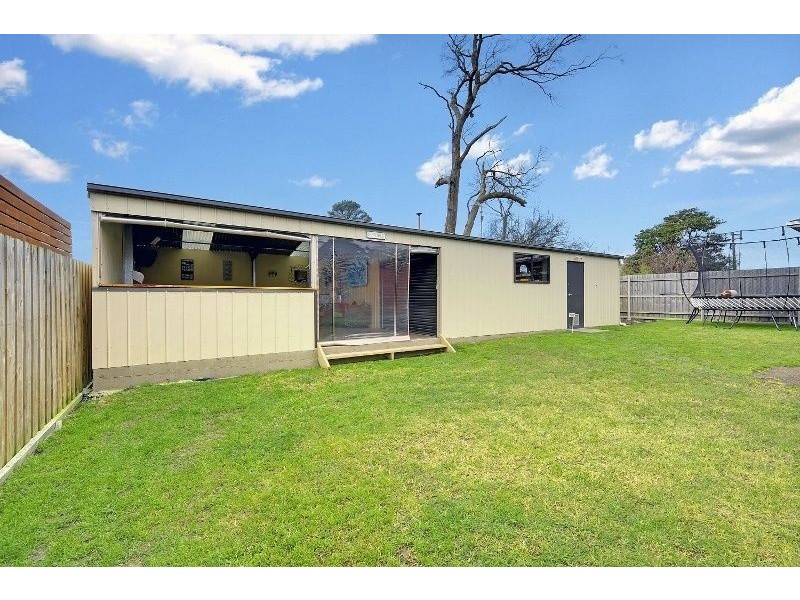 51 Sweetwater Place, Moe VIC 3825