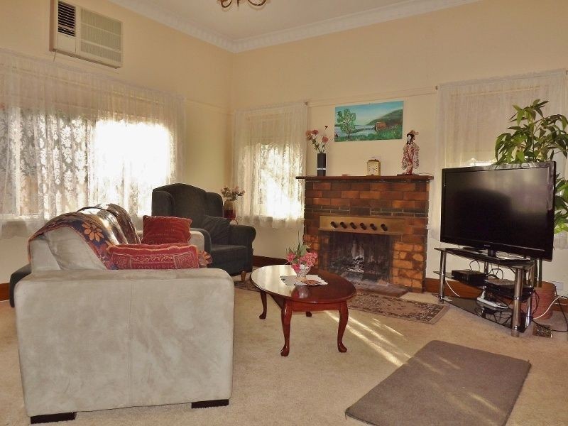 27 Langford Street, Moe VIC 3825