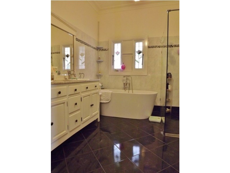 27 Langford Street, Moe VIC 3825