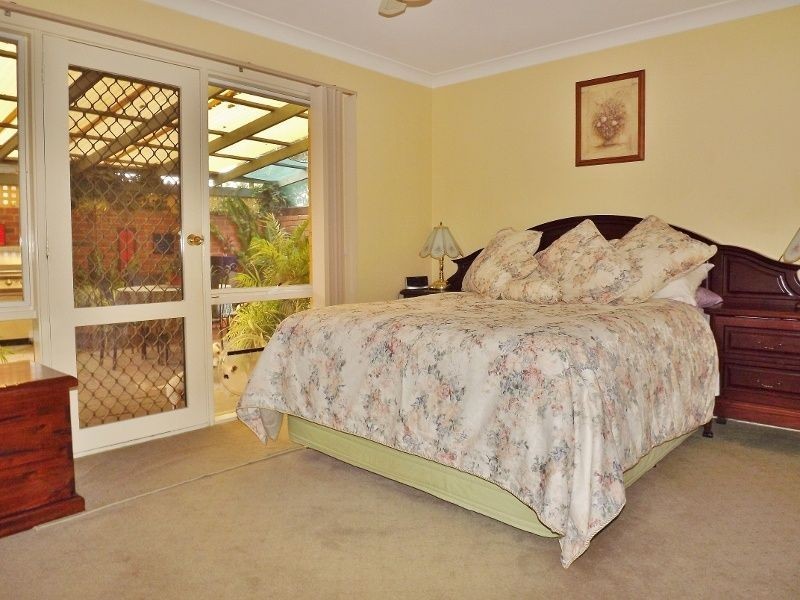 13 Howitt Court, Newborough VIC 3825