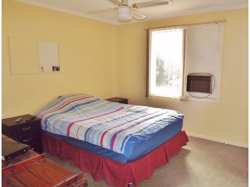 13 Howitt Court, Newborough VIC 3825