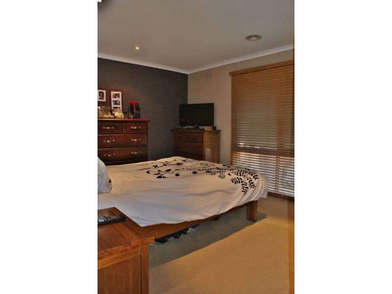 36 Northern Ave, Newborough VIC 3825