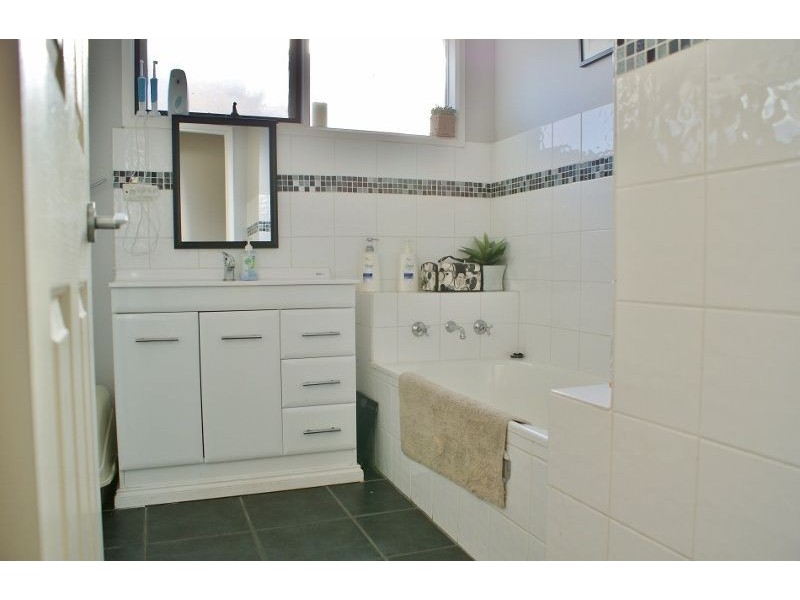 36 Northern Ave, Newborough VIC 3825