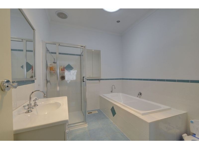 20 Cross Street, Newborough VIC 3825