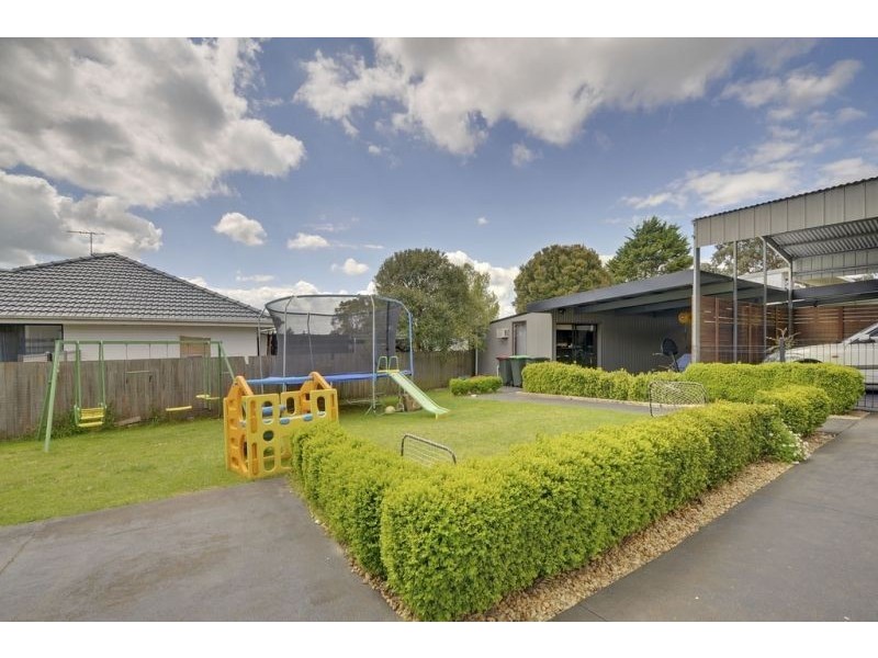 20 Cross Street, Newborough VIC 3825