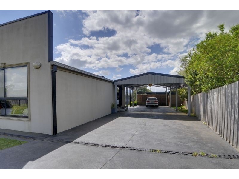 20 Cross Street, Newborough VIC 3825