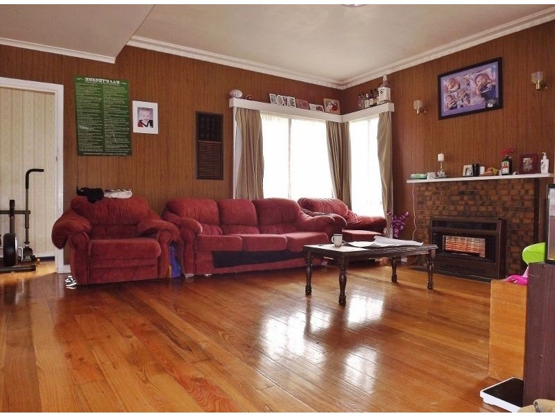 18 Powell Street, Newborough VIC 3825