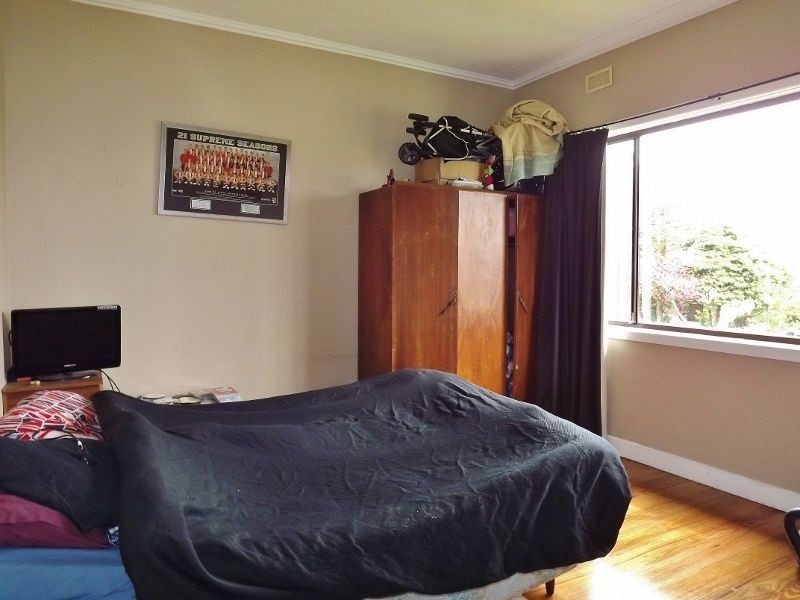 18 Powell Street, Newborough VIC 3825