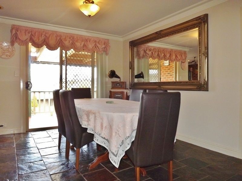 10 Rita Court, Newborough VIC 3825