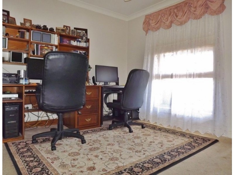 10 Rita Court, Newborough VIC 3825