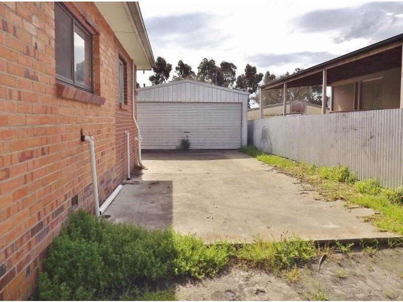 47 Chamberlain Road, Newborough VIC 3825