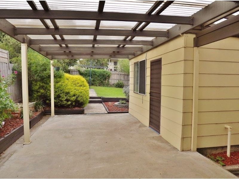 10 Lincoln Street, Moe VIC 3825
