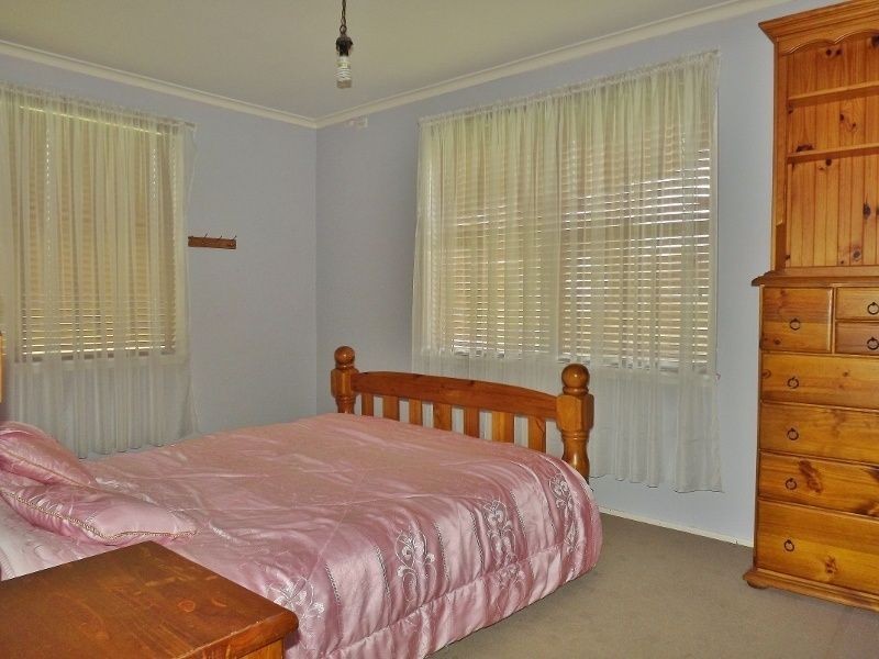 29 Canberra Street, Moe VIC 3825