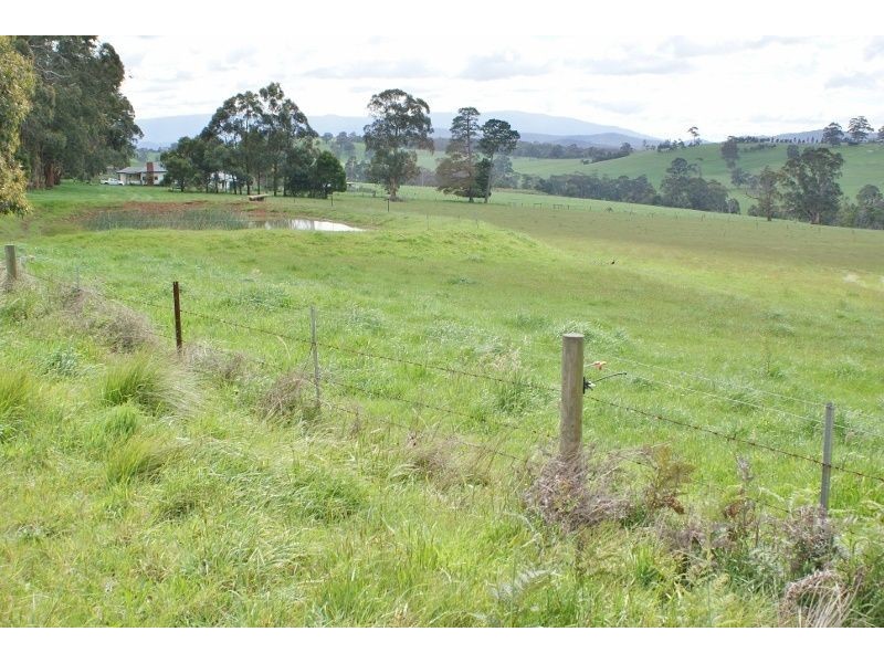 149 Hunts Road, Willow Grove VIC 3825