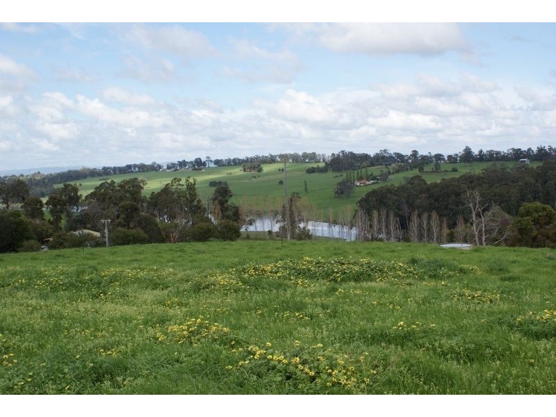 149 Hunts Road, Willow Grove VIC 3825