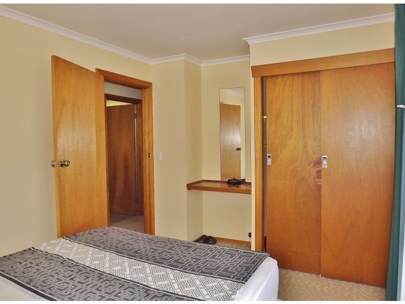 3/5 Tovell Street, Newborough VIC 3825