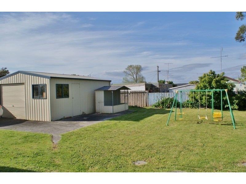 2 Delburn Street, Newborough VIC 3825