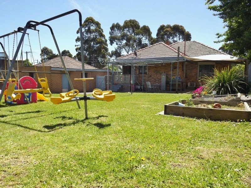 26 Balfour Street, Newborough VIC 3825