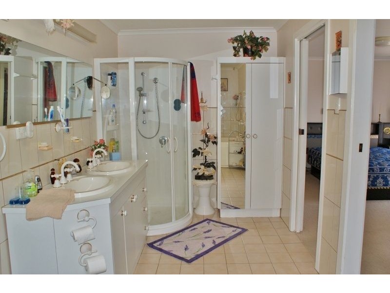 101 Shanahan Parade, Newborough VIC 3825